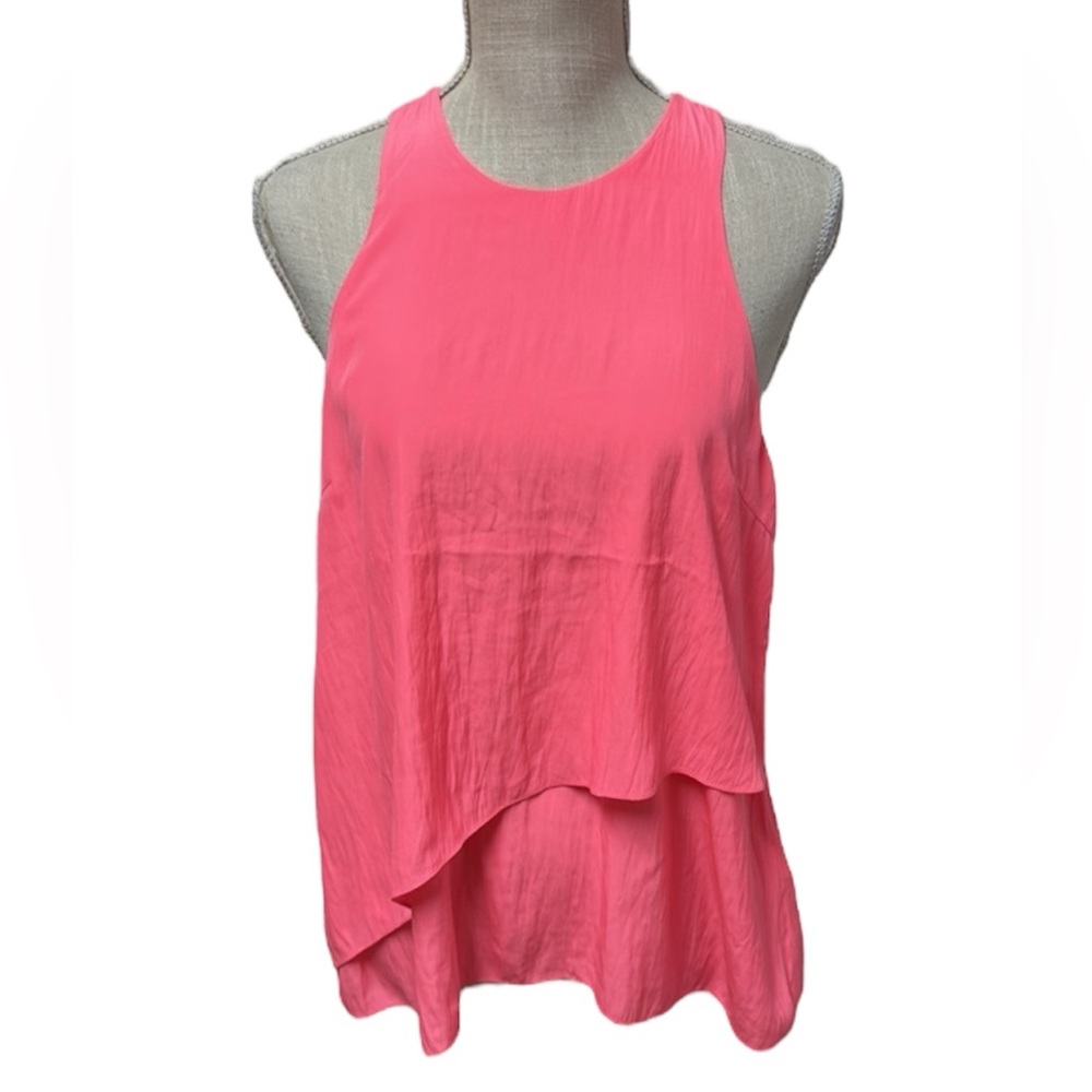 ELIZABETH AND JAMES Neon Pink Sleeveless Top 
Size Medium
